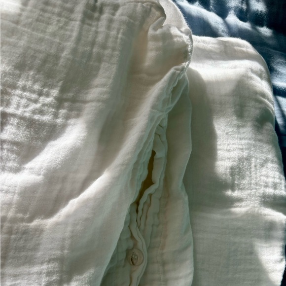 Crate&Barrel Toddler Sized Duvet & Insert - Picture 5 of 13